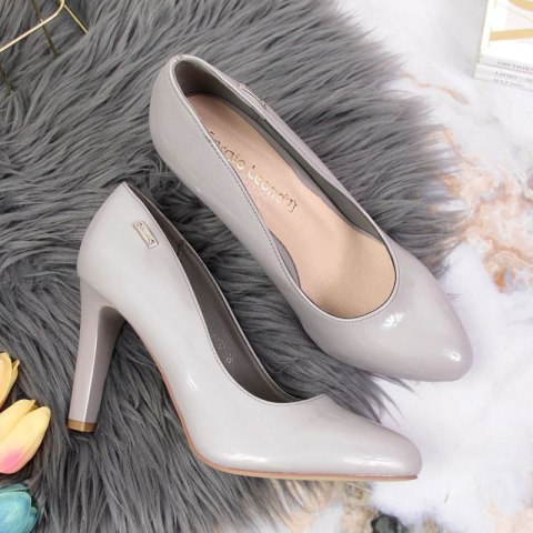 Czółenka lakierowane na słupku Sergio Leone W SK3G 36