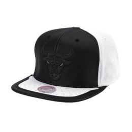 Czapka z daszkiem Mitchell & Ness NBA Chicago Bulls Day One Snapback Bulls 6HSSMM19224-CBUWHBK